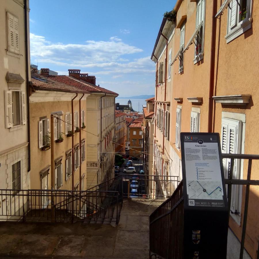 Casa Antica - Historical Apartment In Old City Center Τεργέστη Εξωτερικό φωτογραφία