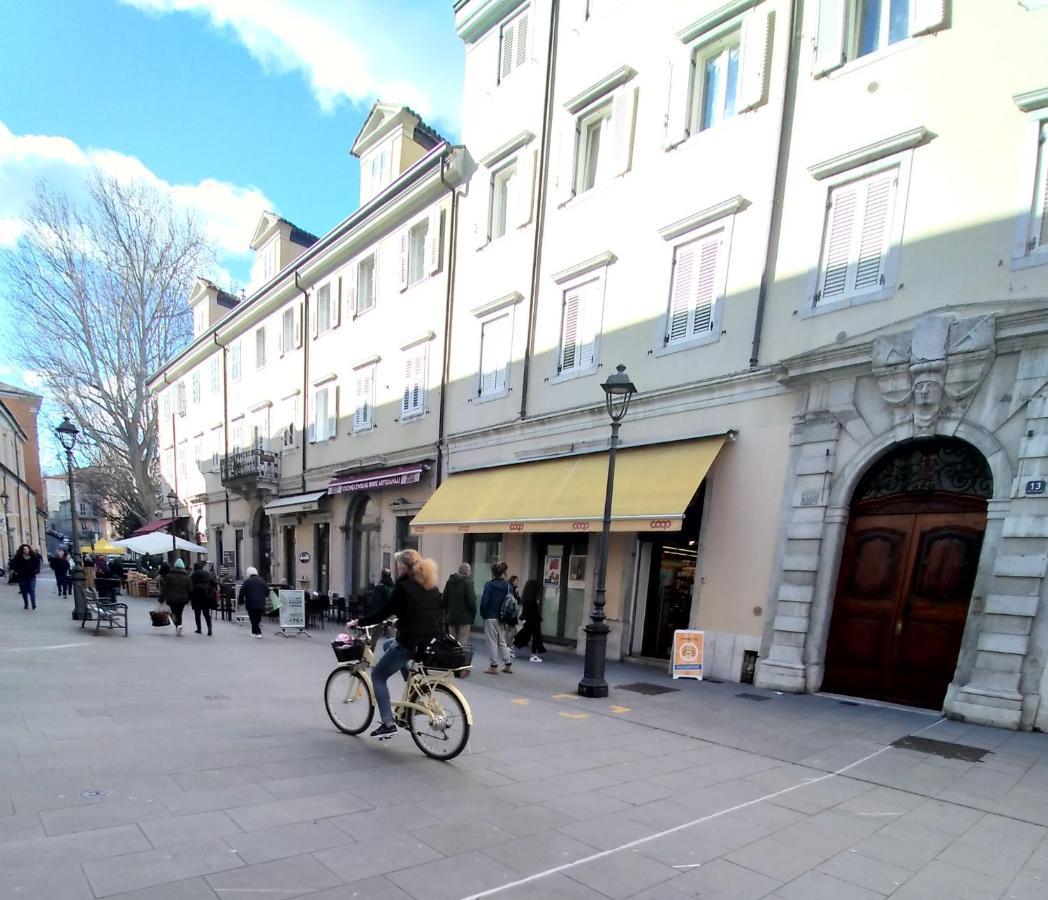 Casa Antica - Historical Apartment In Old City Center Τεργέστη Εξωτερικό φωτογραφία