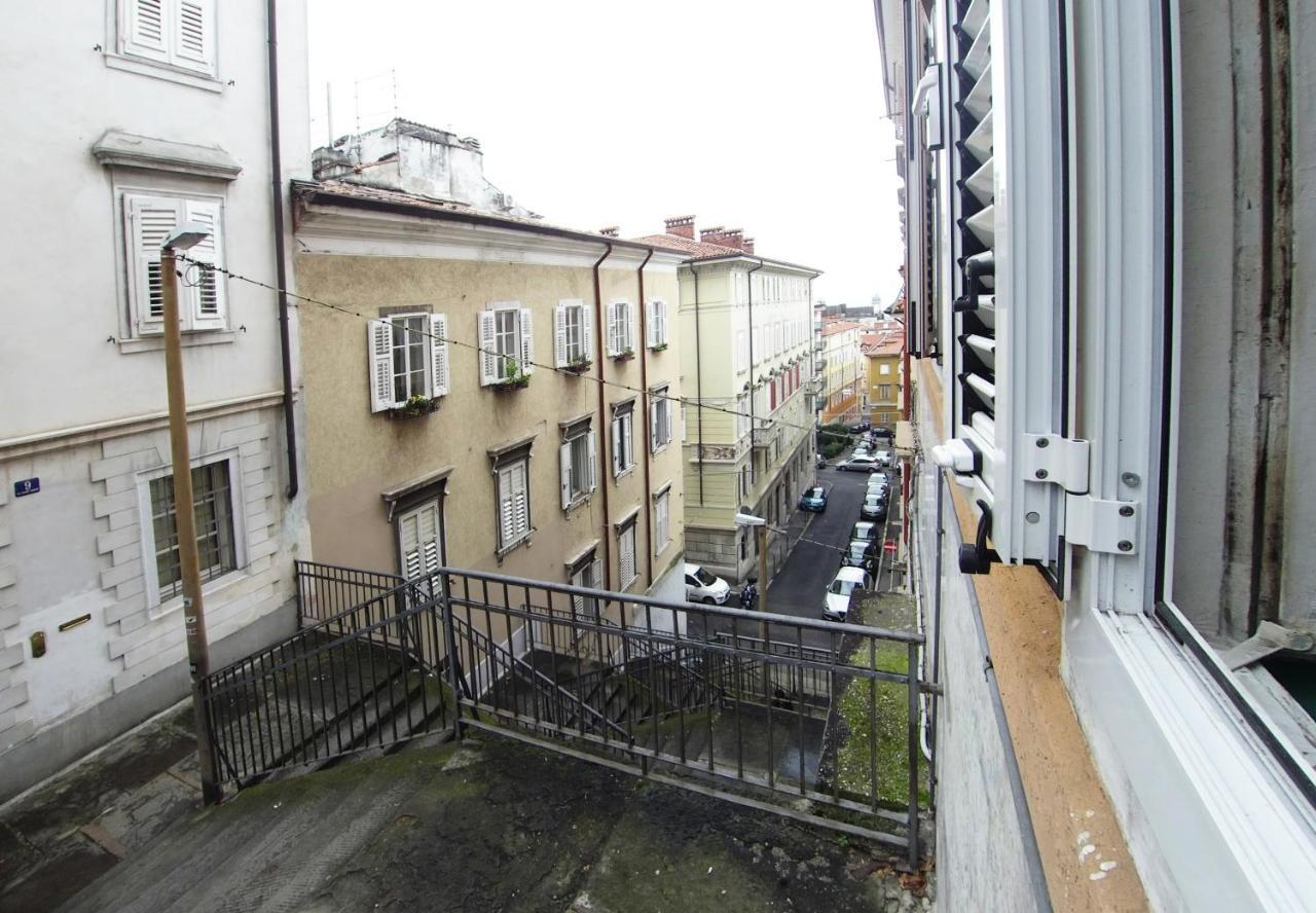 Casa Antica - Historical Apartment In Old City Center Τεργέστη Εξωτερικό φωτογραφία